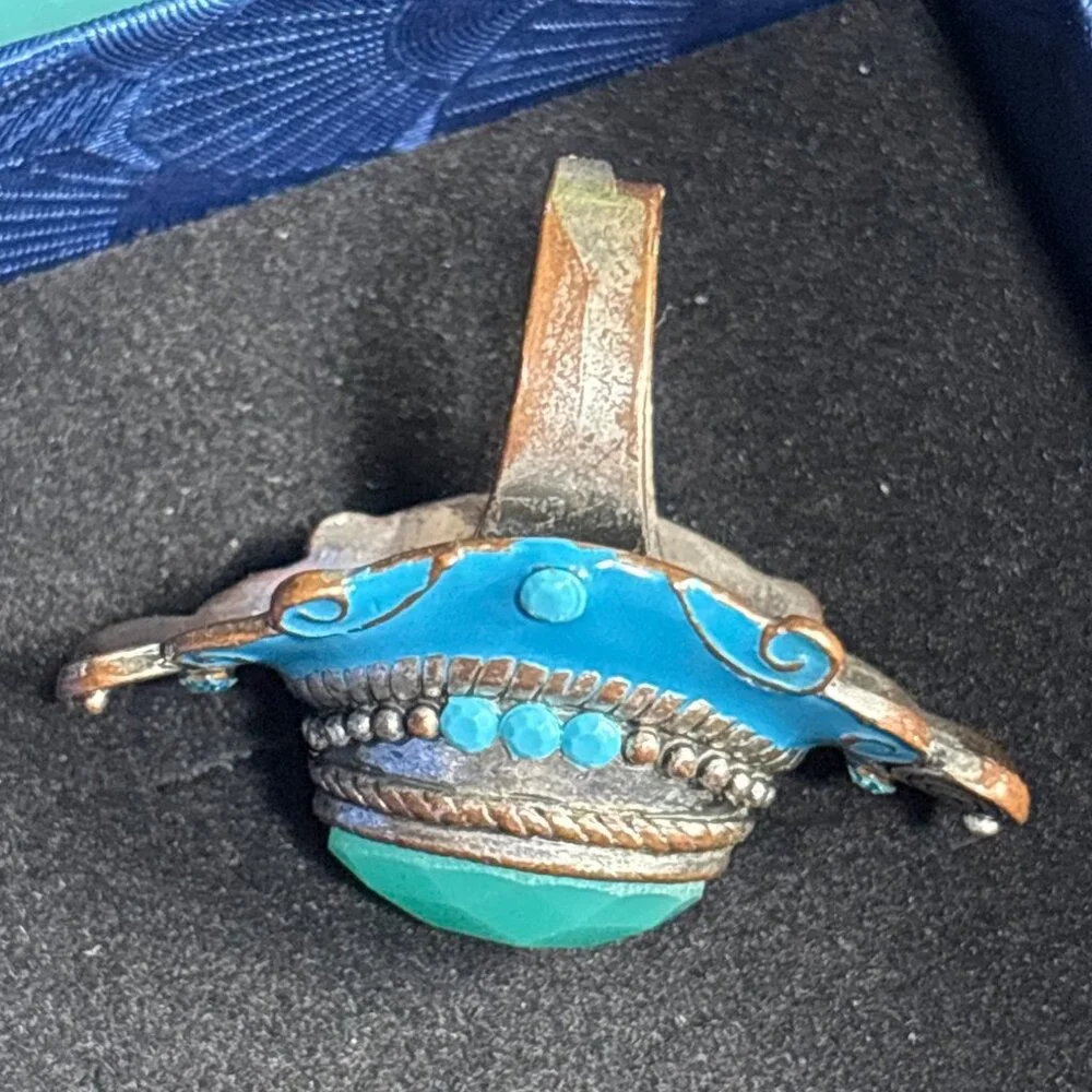 Handcrafted Bohemian Adjustable Ring With Turquoise Gem & Ornate‎ Bronze Design